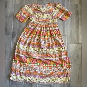 Colorful Vintage Midi Dress